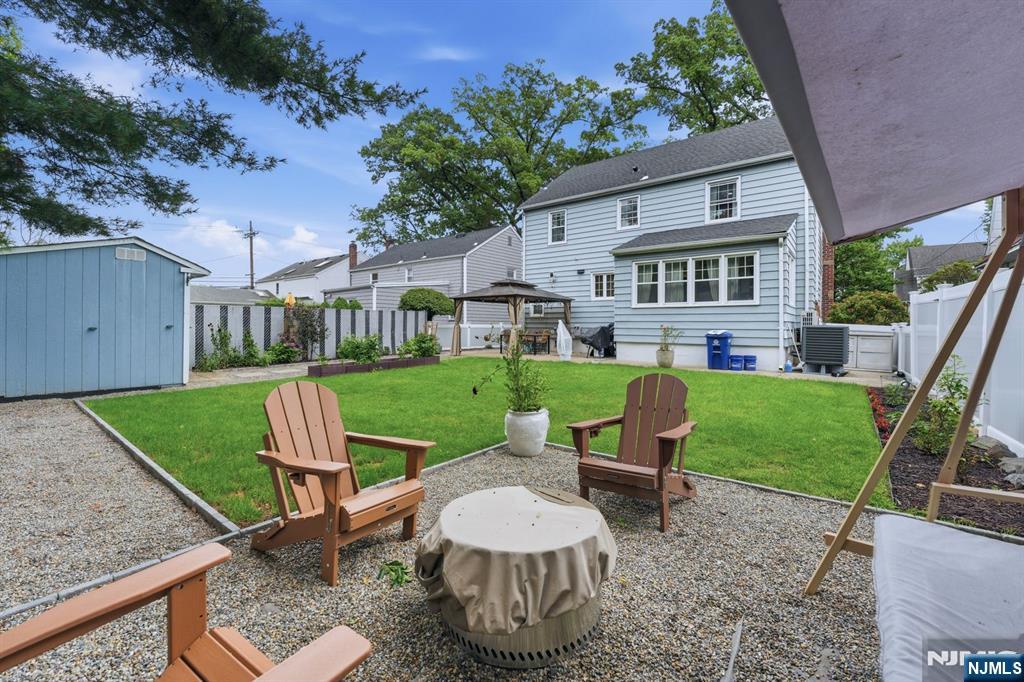 102 Mortimer Avenue