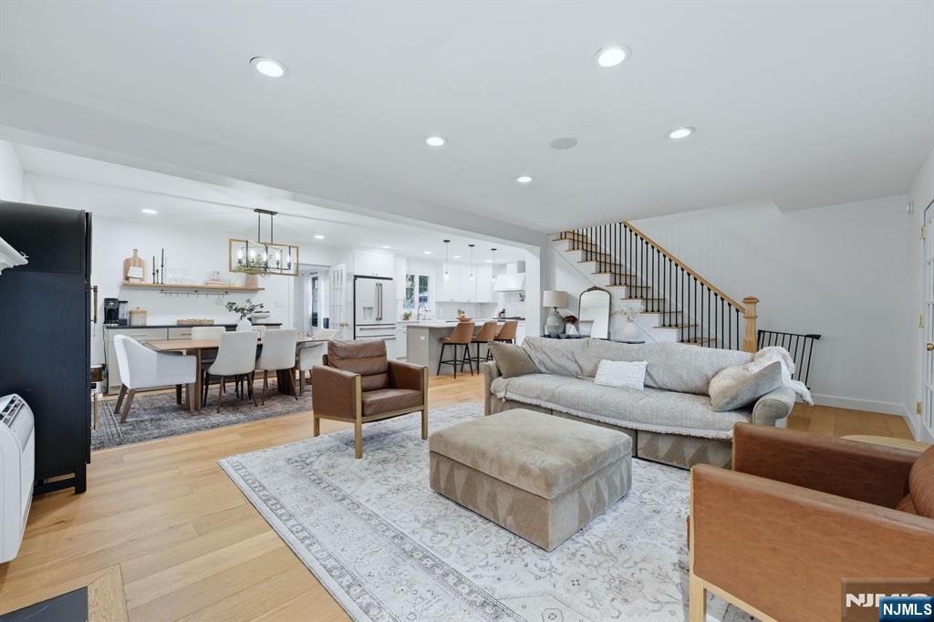 102 Mortimer Avenue