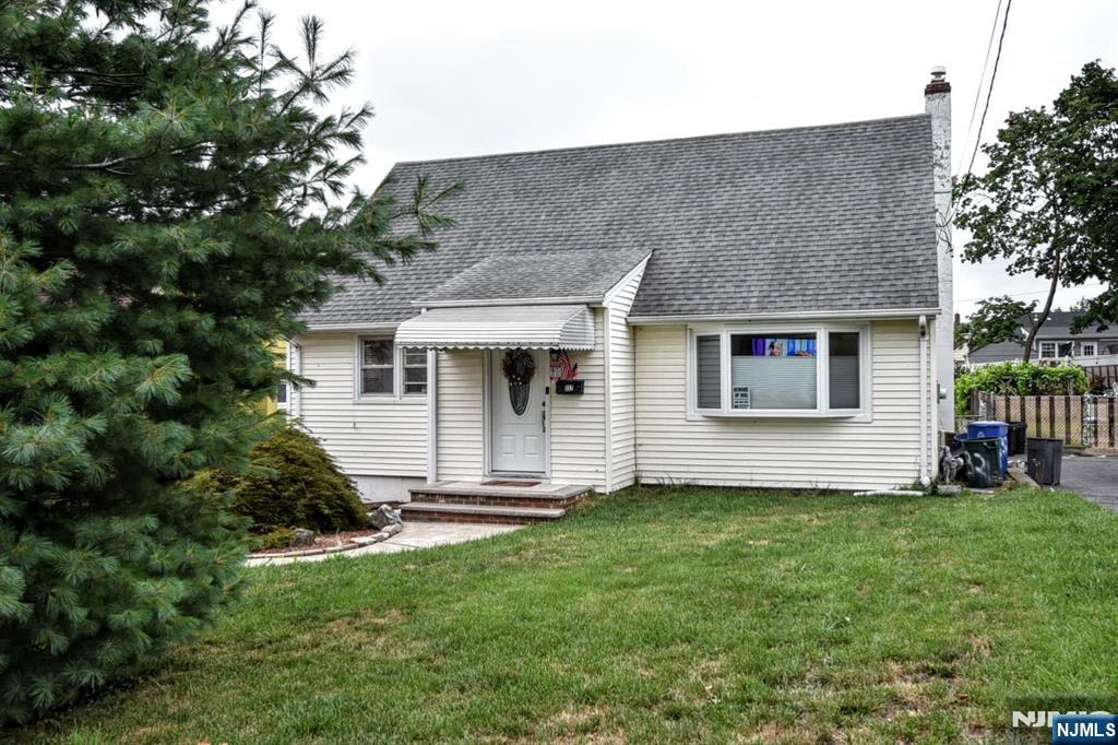 132 Charlton Ave, Lodi, NJ 07644