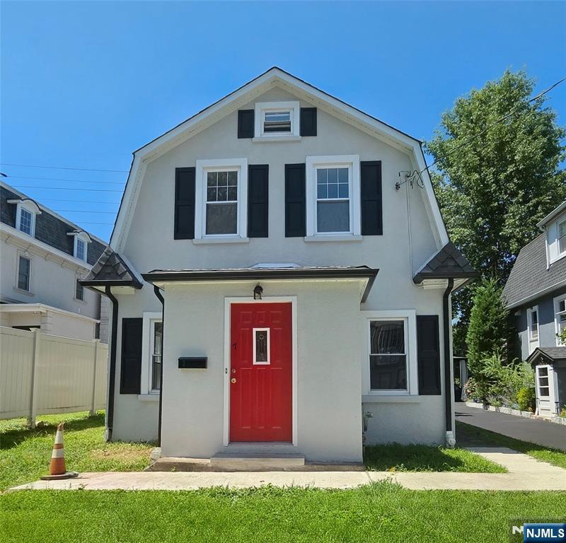 7 Oak Street - Photo 1