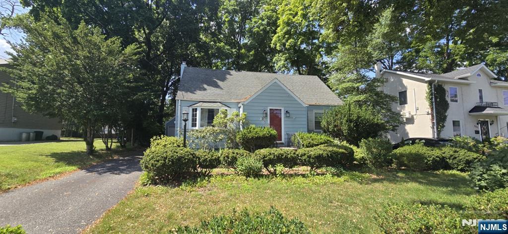 326 Glen Avenue - Photo 1