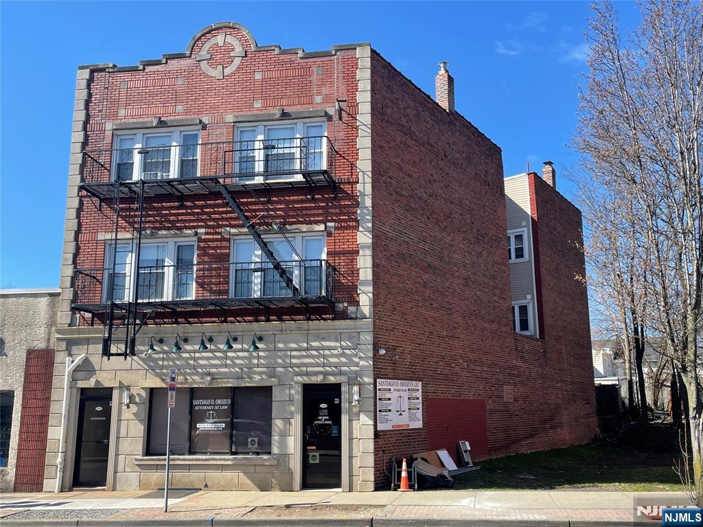 1109 Main Avenue 2 - Photo 1