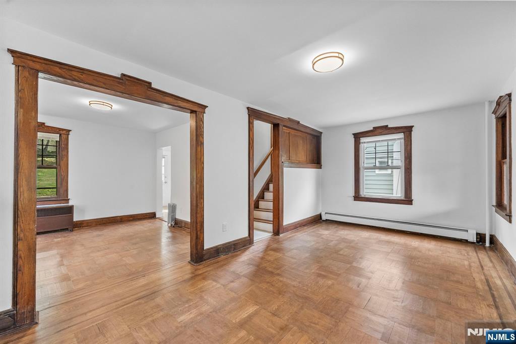 27 8th St, Ridgefield Park, NJ 07660