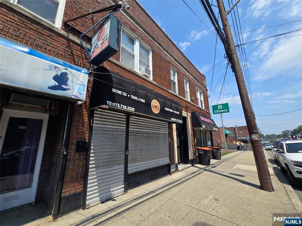 839-845 Sanford Avenue — photo 9
