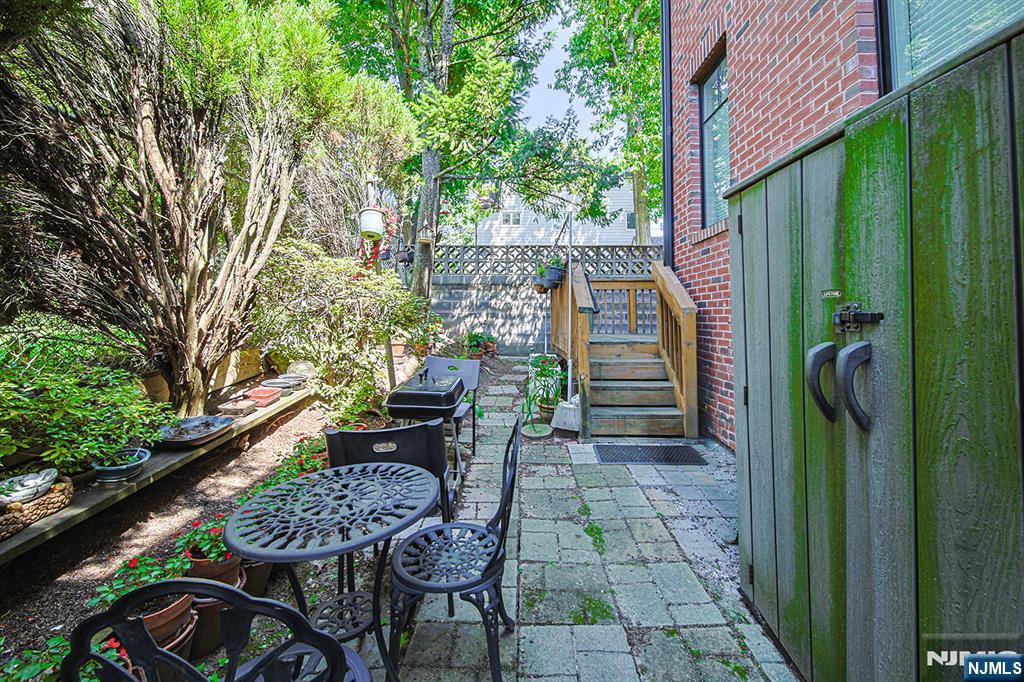 419 Stillwell #B, Fort Lee, NJ 07024