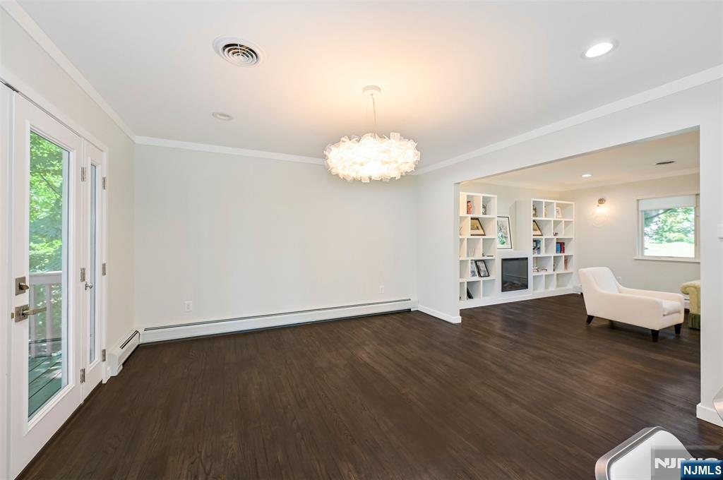 39 Hickory Street — photo 13