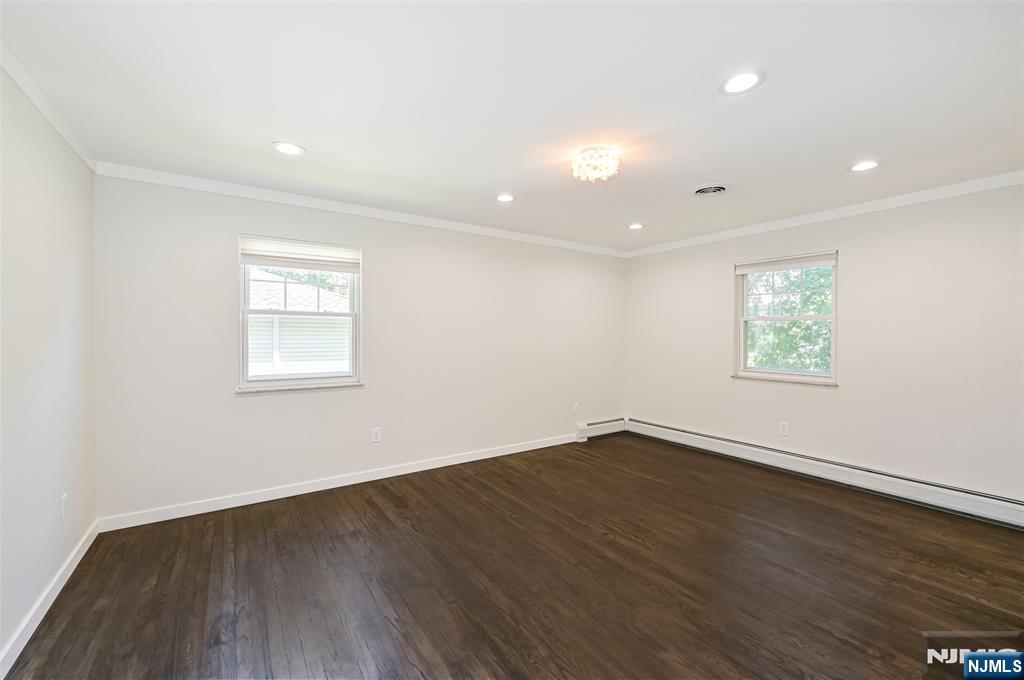 39 Hickory Street — photo 14