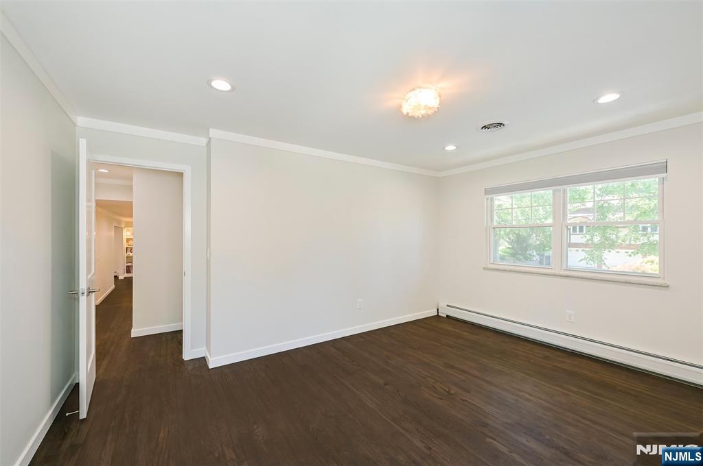 39 Hickory Street — photo 16
