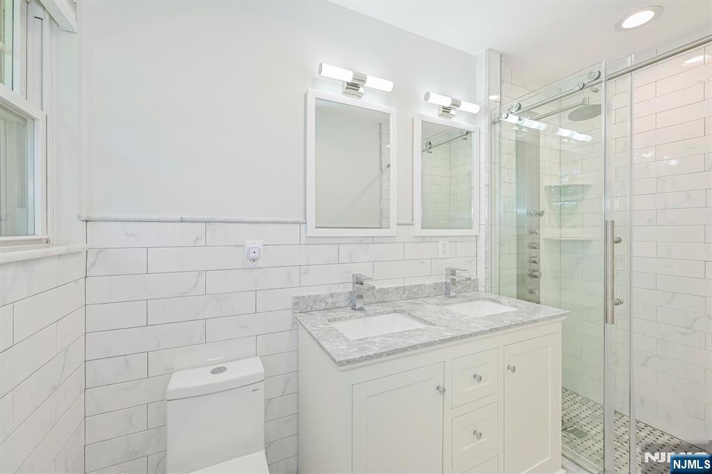39 Hickory Street — photo 19