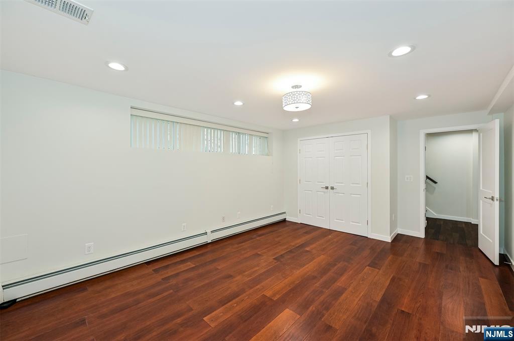 39 Hickory Street — photo 22