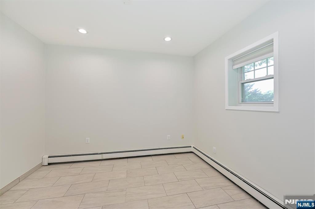 39 Hickory Street — photo 23