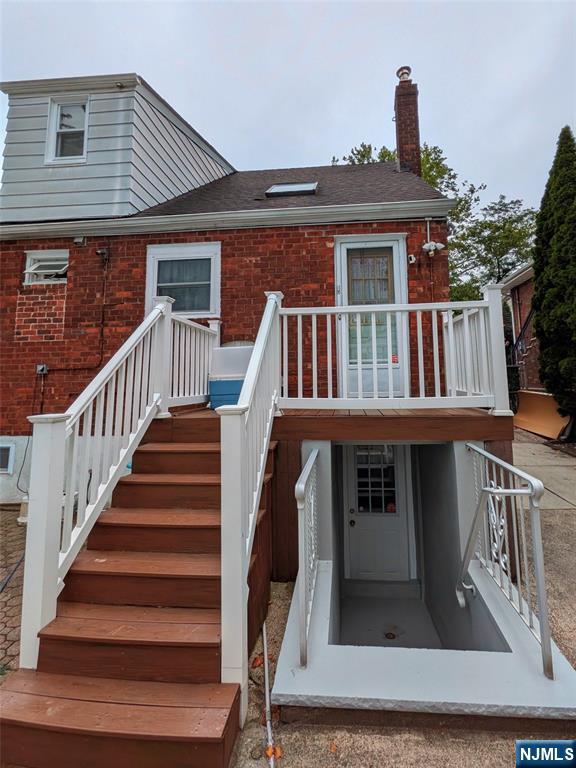 217 Riverdale Dr, Fort Lee, NJ 07024