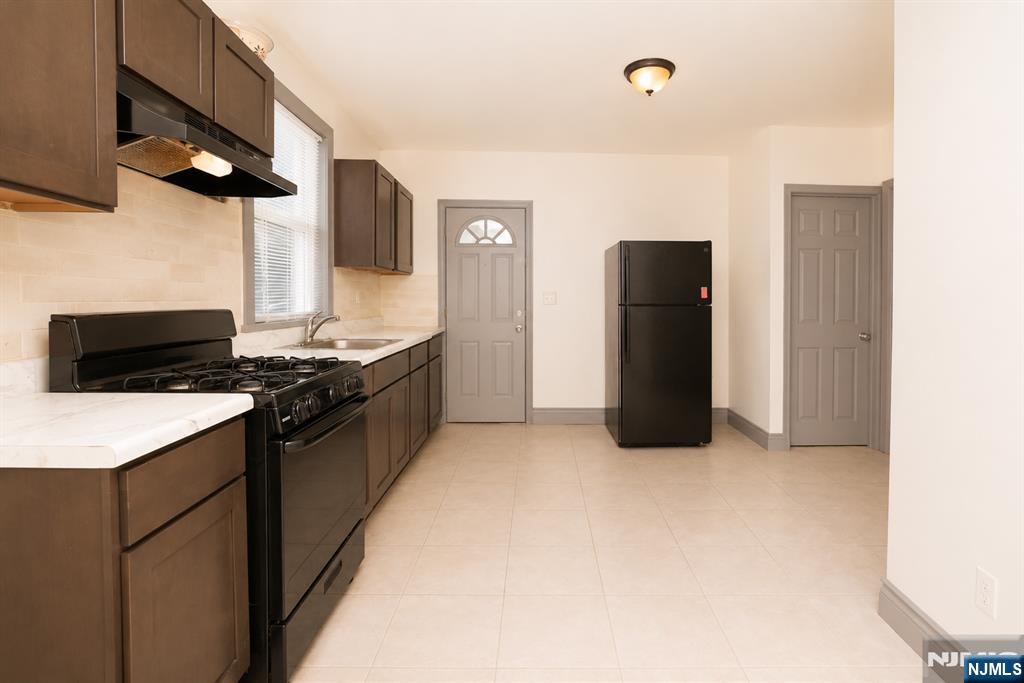 5th image of 173 3Rd St, Newark, NJ 07107 | MLS# 26027430