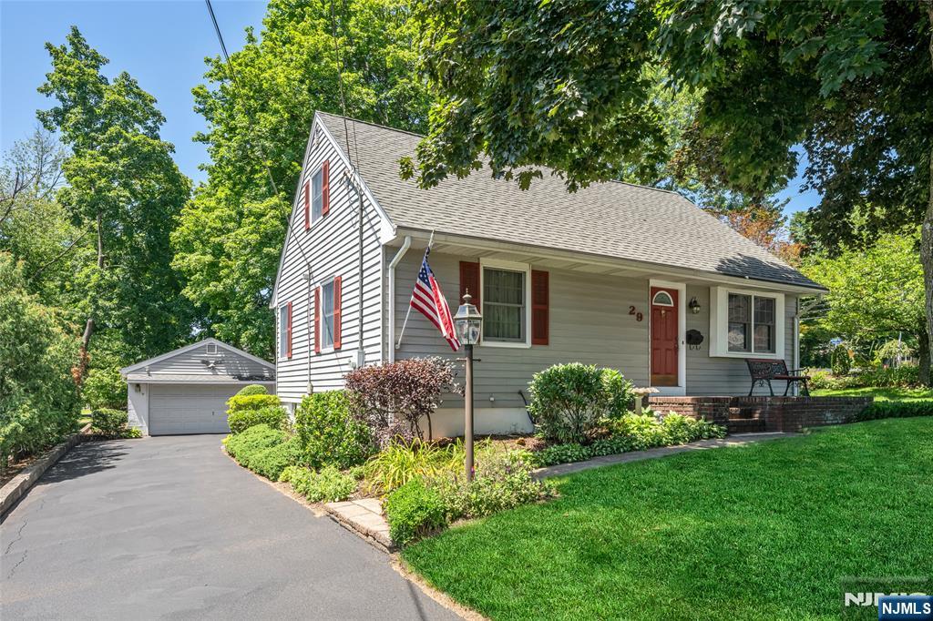 29 Giannone Road - Photo 1