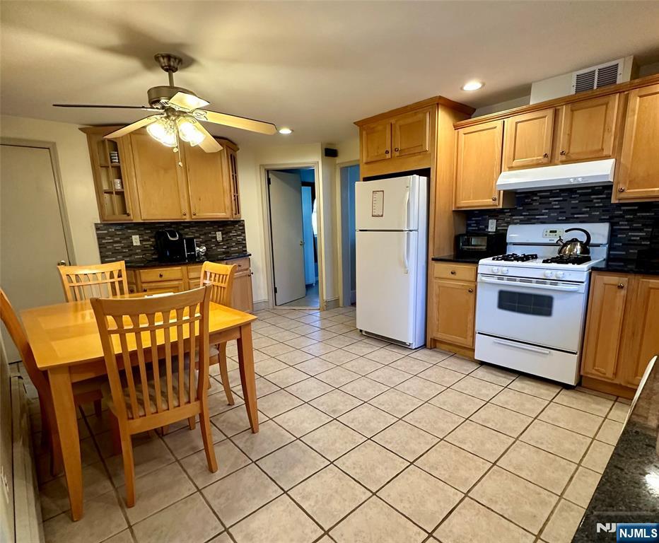 102 Keasler Ave, Lodi, NJ 07644