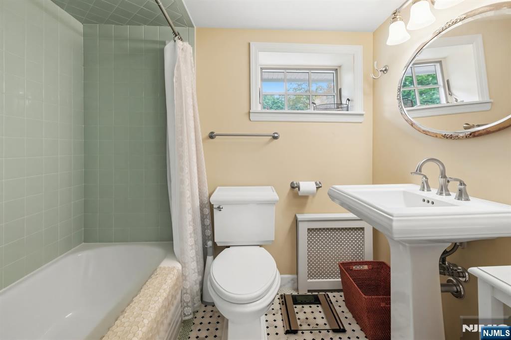 249 Saddle River Road — photo 20