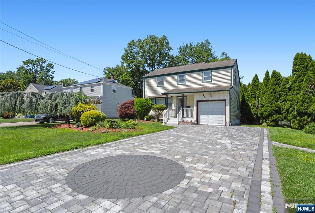 520 Washington Ave, Dumont, NJ 07628