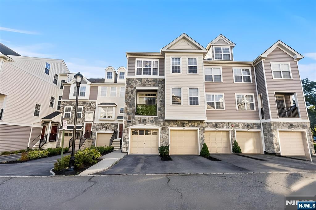 159 George Russell Way 311 - Photo 2