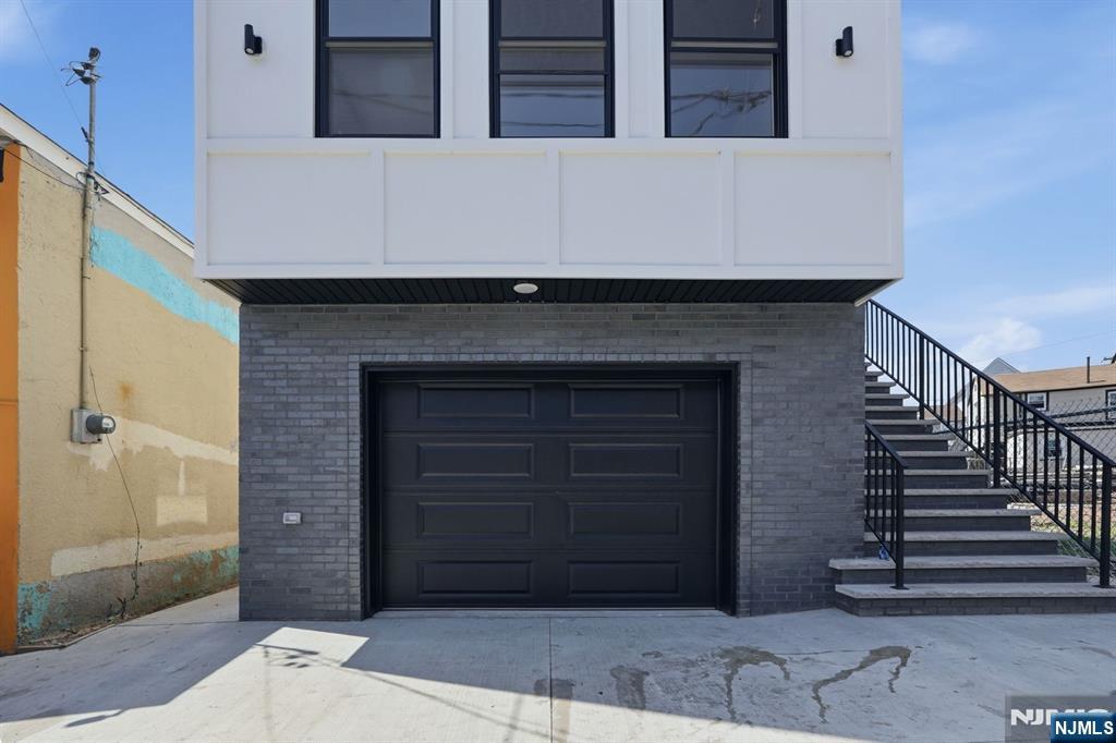 2nd image of 54 Pennsylvania Ave, Newark, NJ 07114 | MLS# 26027519