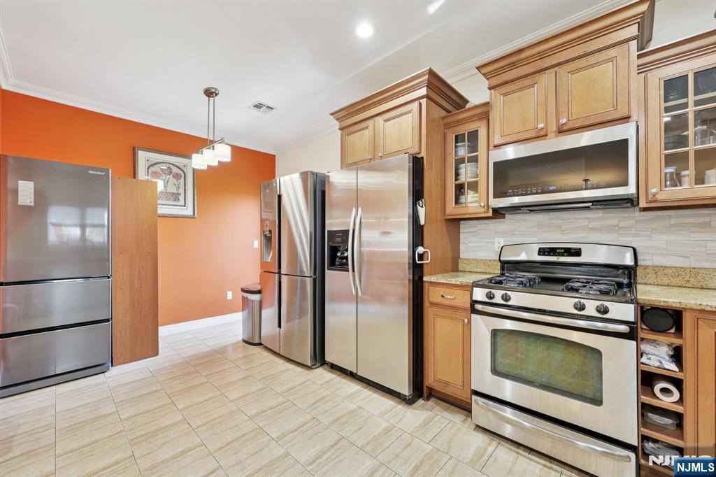 421 Lafayette Avenue 421 - Photo 5