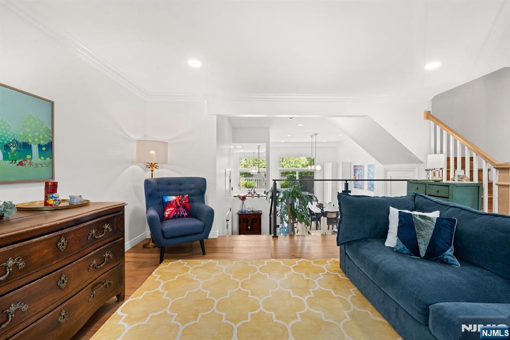 304 9th Street - Photo 4
