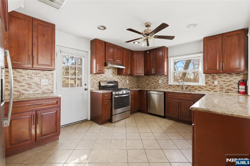 88 Columbus Avenue - Photo 5