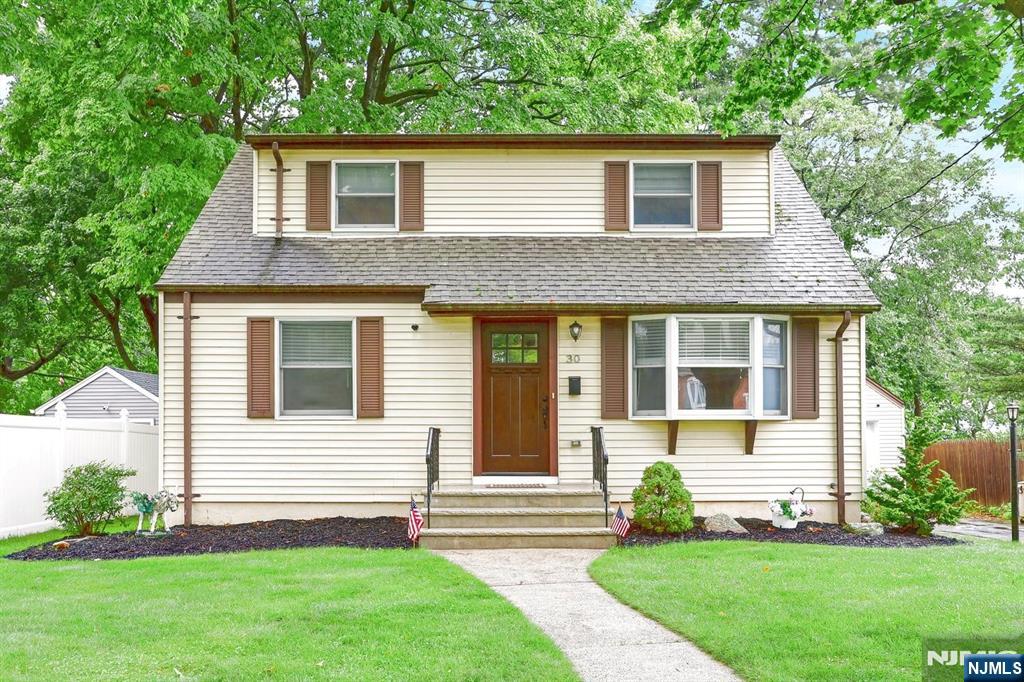 30 Highwood Drive - Photo 1
