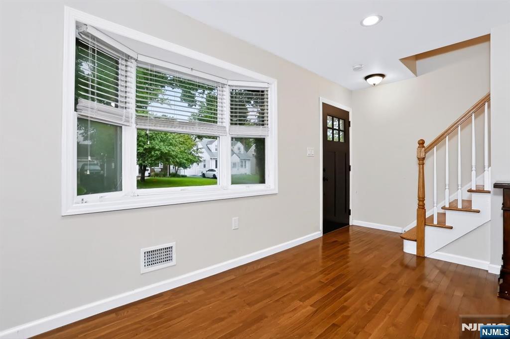 30 Highwood Drive - Photo 4