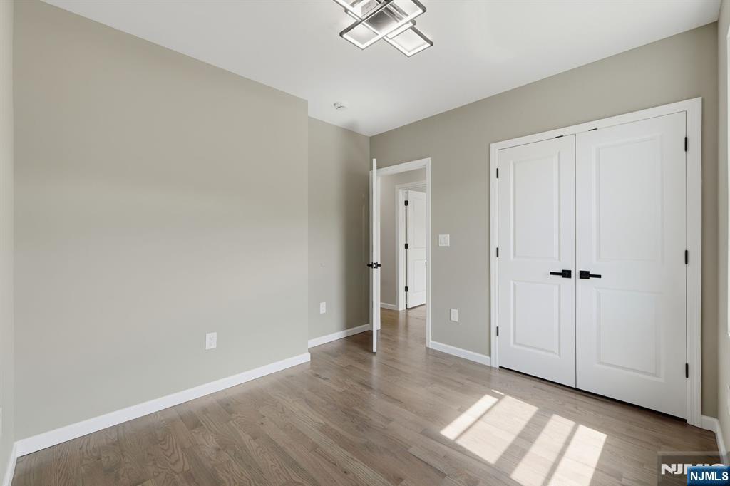 434 10th Street — photo 32