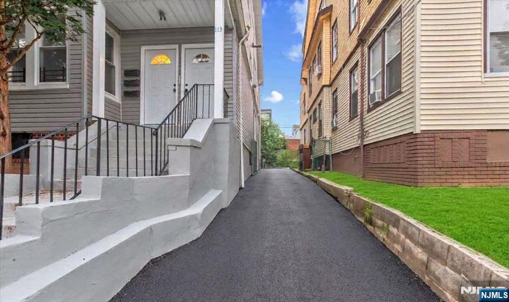 2nd image of 111 113 Huntington Ter, Newark, NJ 07112 | MLS# 26027544
