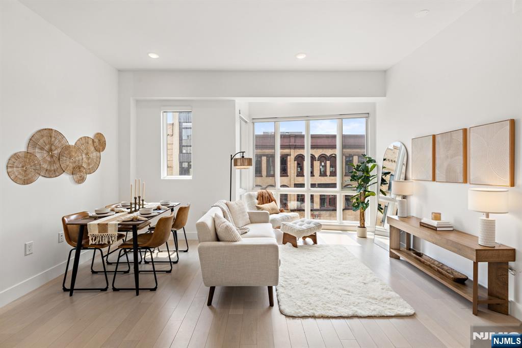 332 Newark Avenue 4A - Photo 1