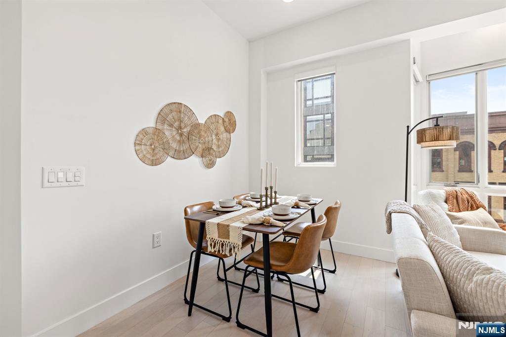 332 Newark Avenue 4A - Photo 5