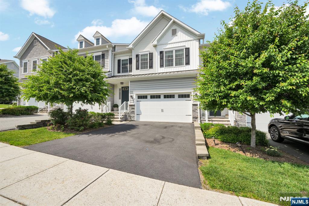 6 Hickory Court — photo 2