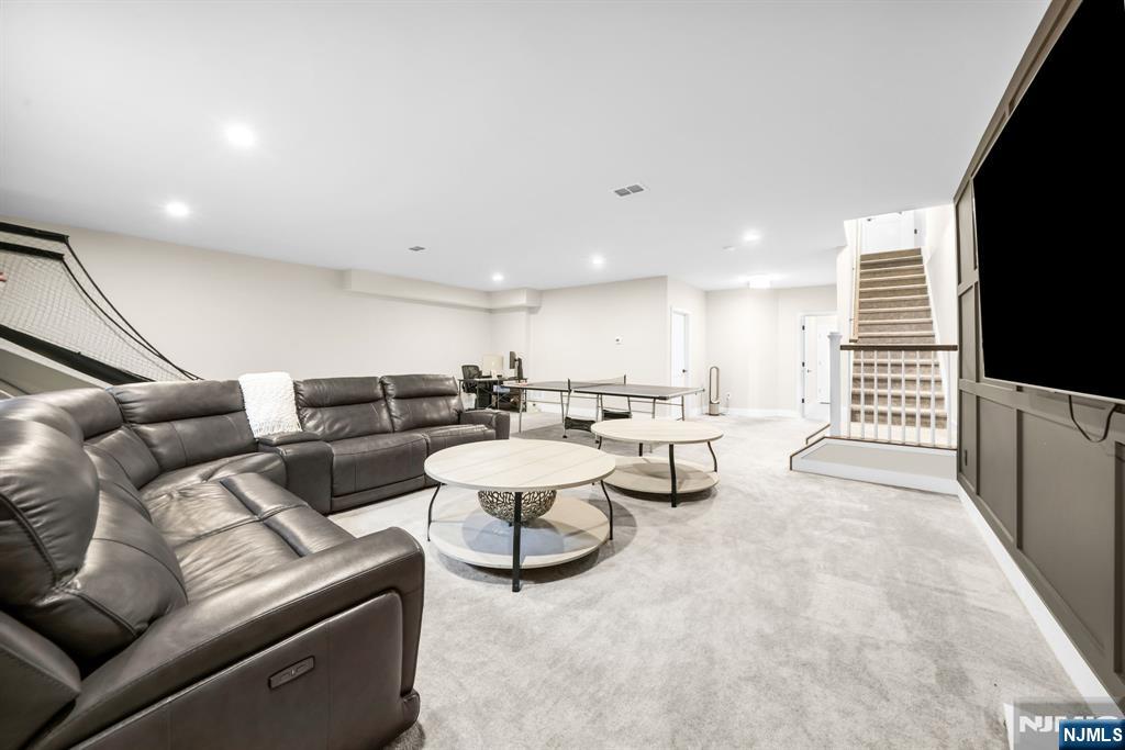 6 Hickory Court — photo 29