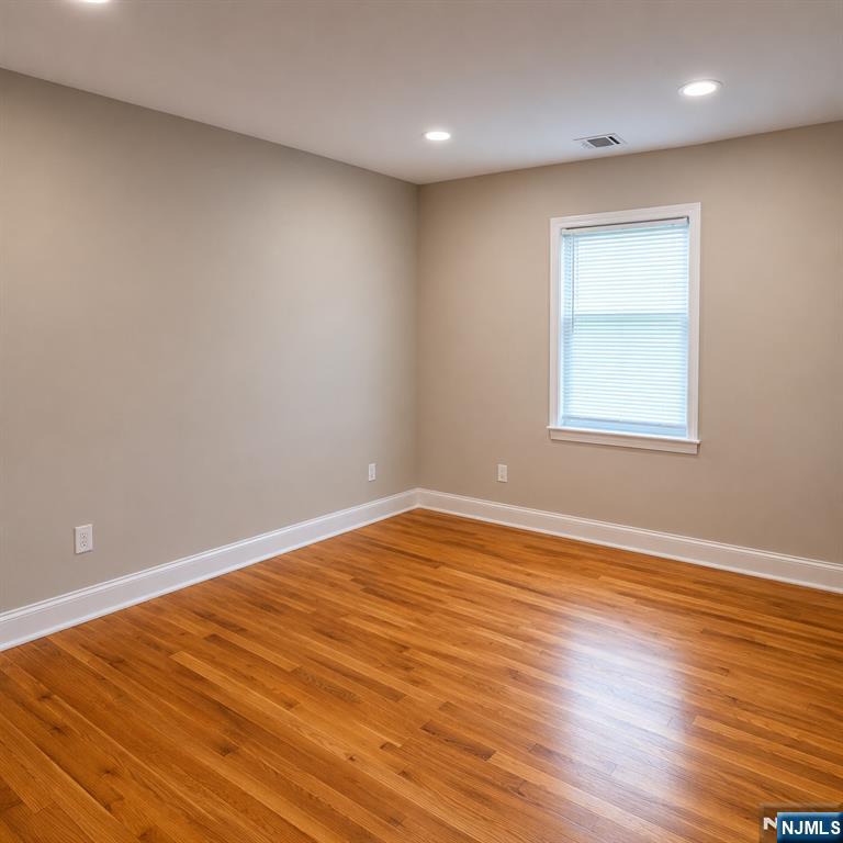 647 Wyckoff Avenue — photo 21