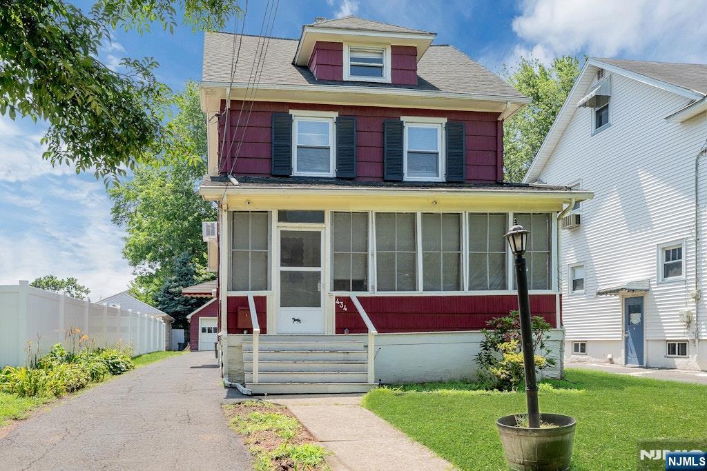 434 3rd Avenue - Photo 3