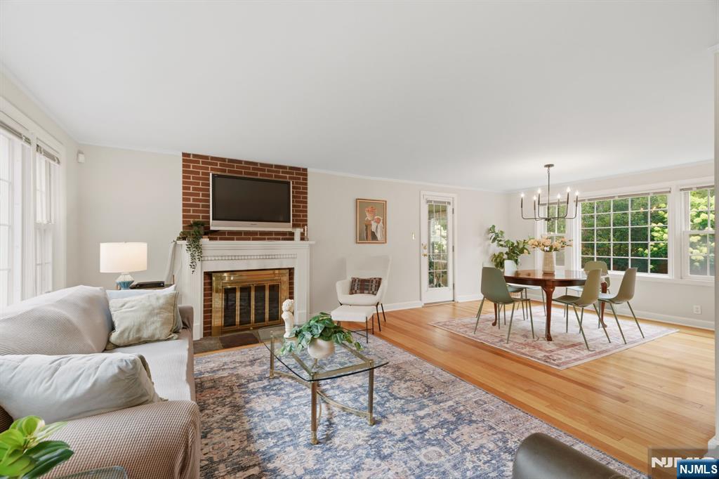4th image of 10 College Ave, Montclair, NJ 07043 | MLS# 26027620