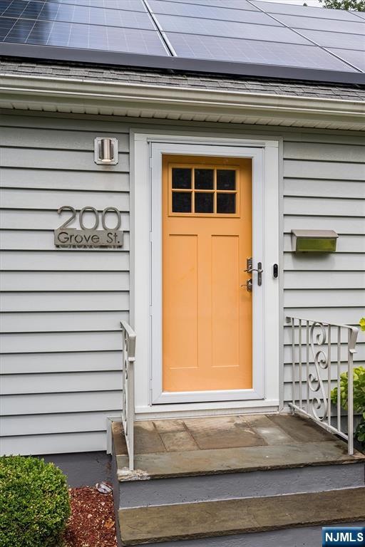 200 Grove Street - Photo 3
