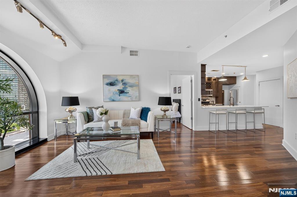 159 2nd Street 1104 - Photo 3