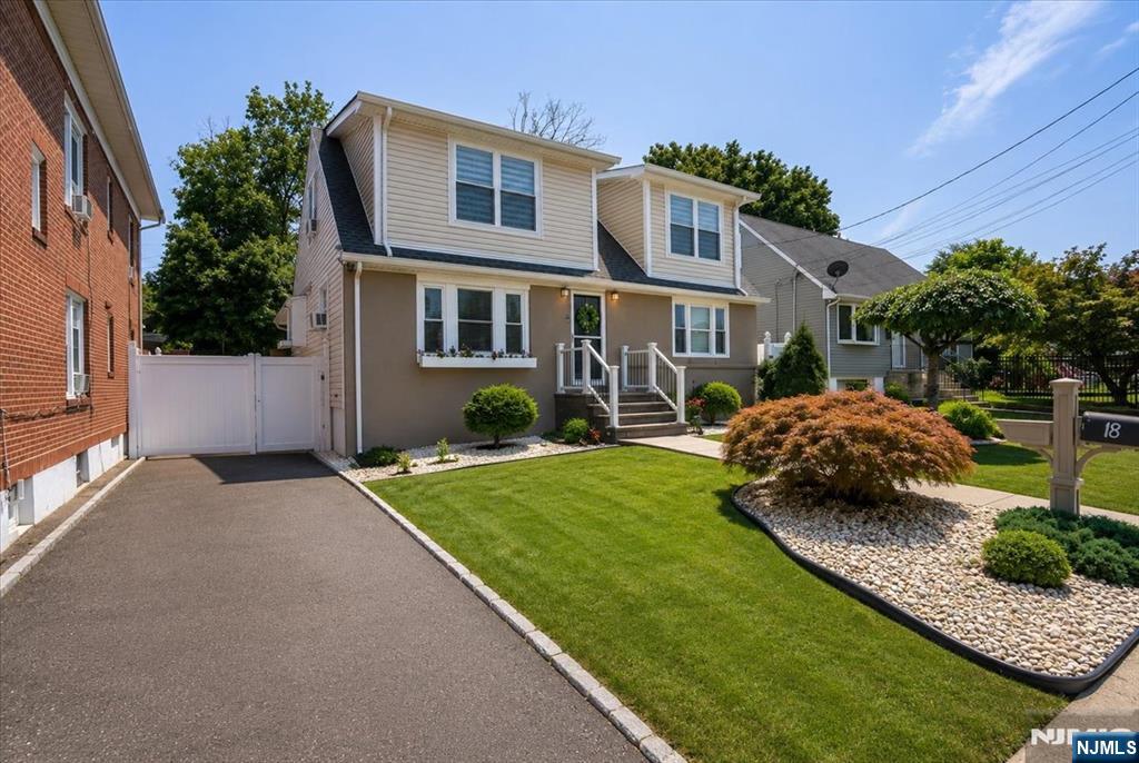 18-20 8th Street - Photo 2