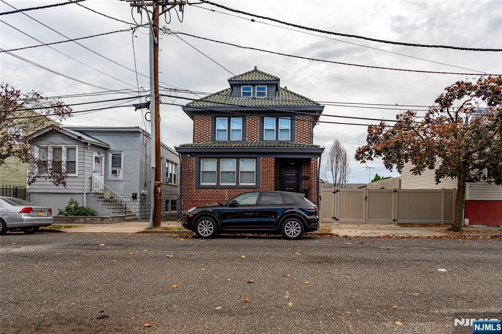 11 Edison Street - Photo 1