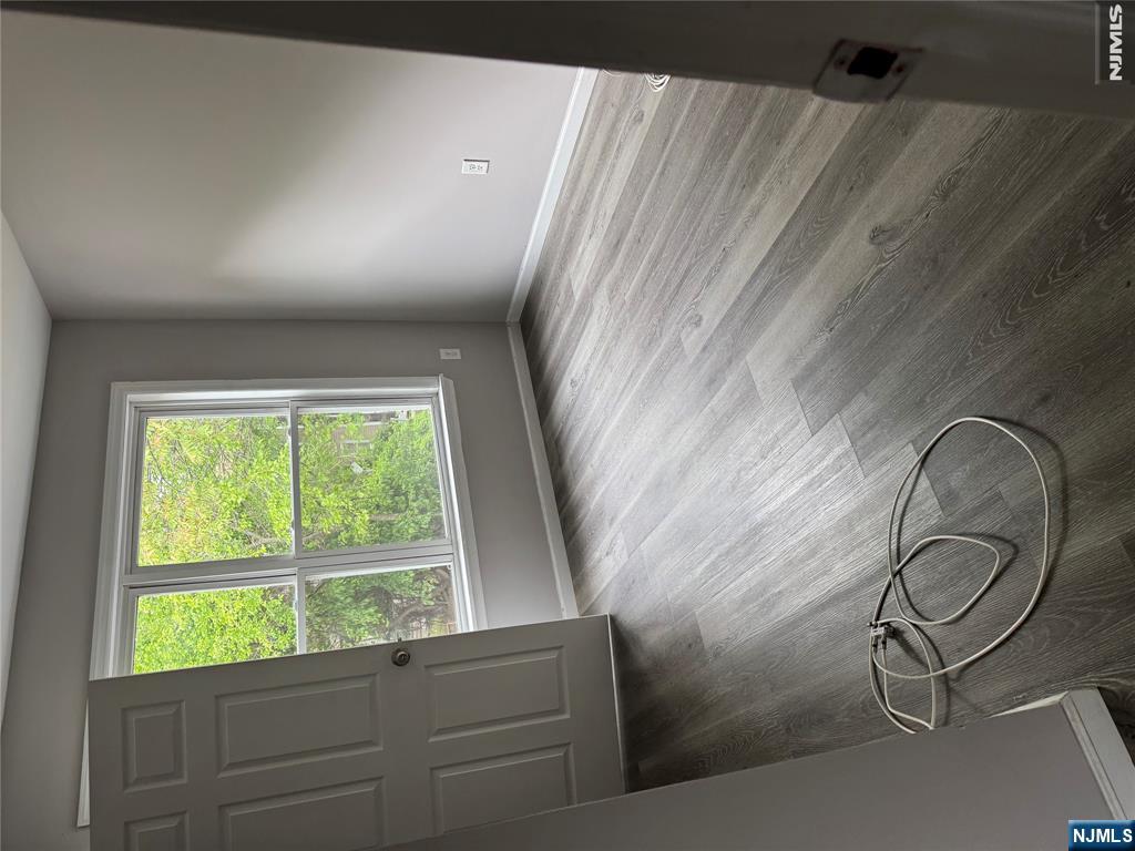 137-139 2nd Street - Photo 5