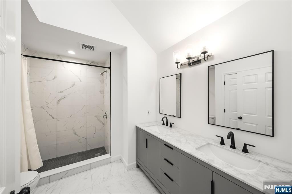 157 English Street — photo 15