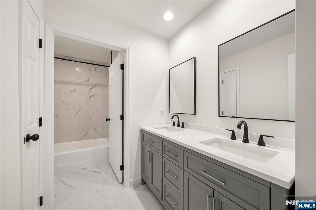 157 English Street — photo 18
