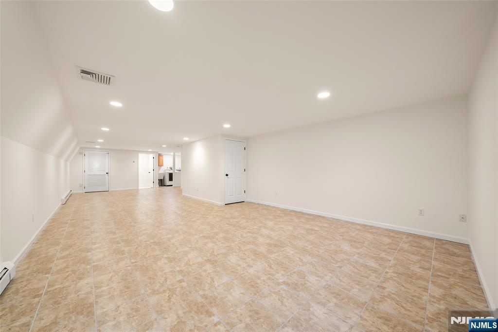 157 English Street — photo 22