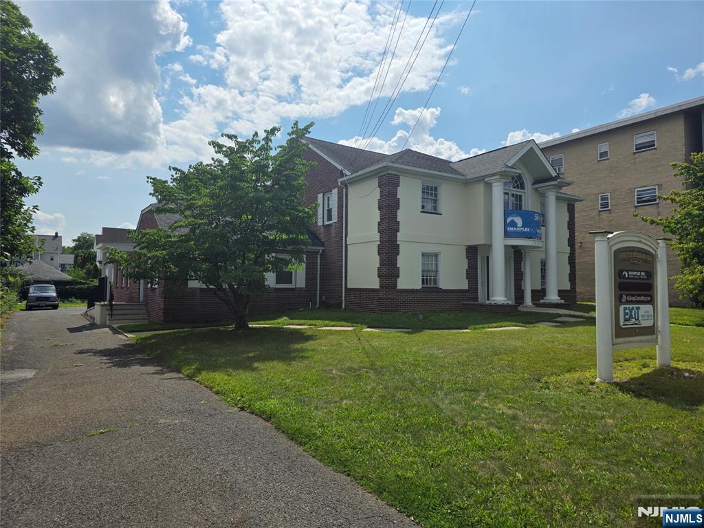 50 Midland Avenue 101 - Photo 3