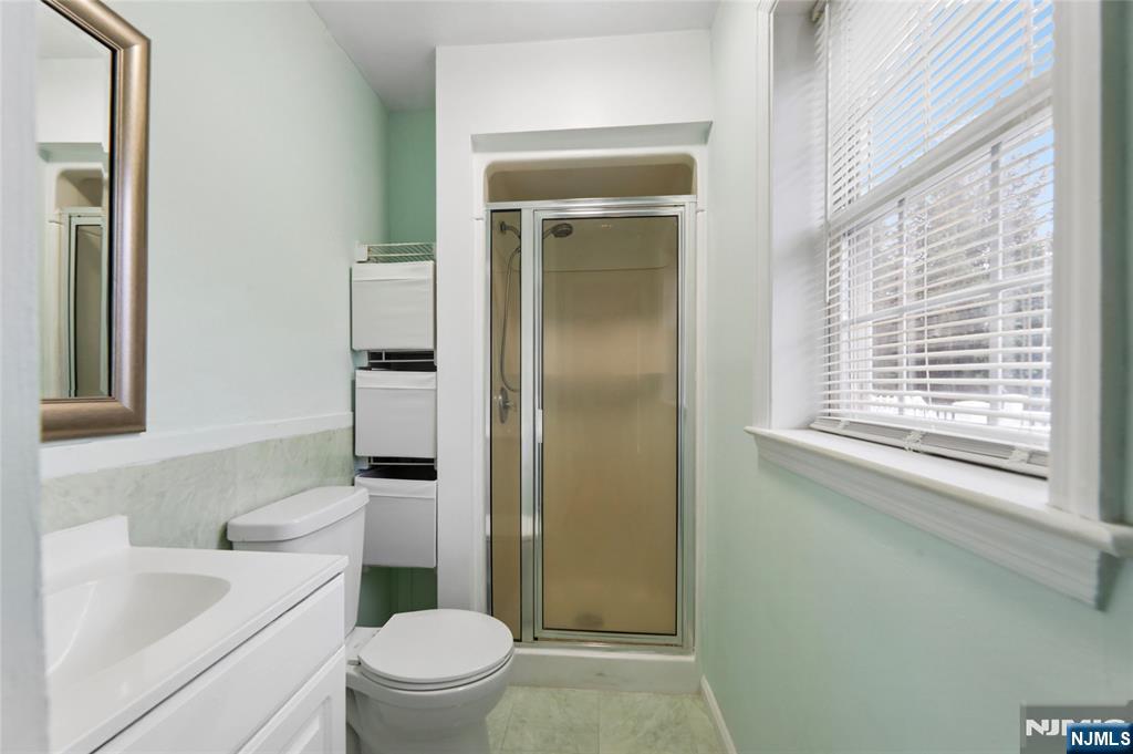 127 Clark Avenue — photo 12