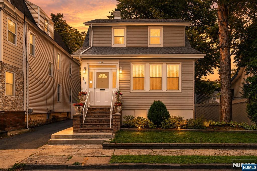 139 Headley Terrace - Photo 1