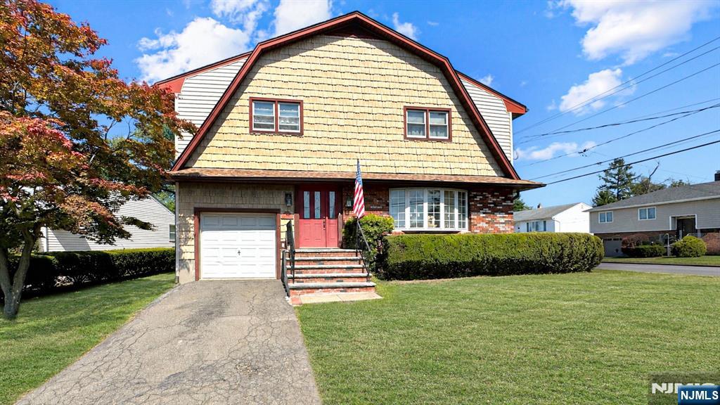 100 Westminster Pl, Saddle Brook, NJ 07663