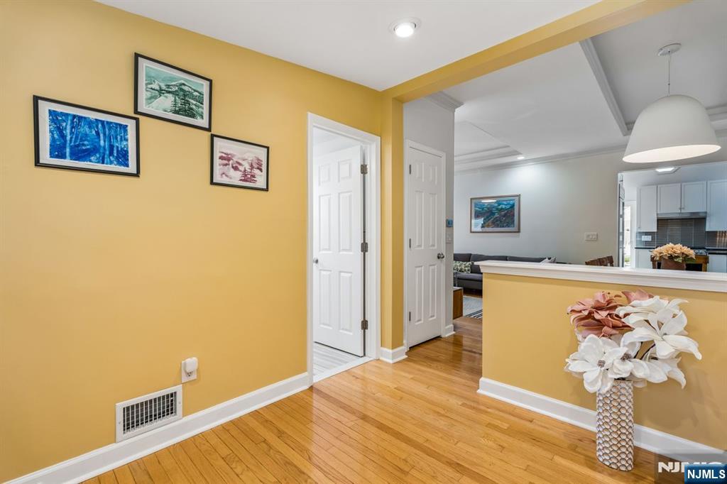 26 Oak Street - Photo 3